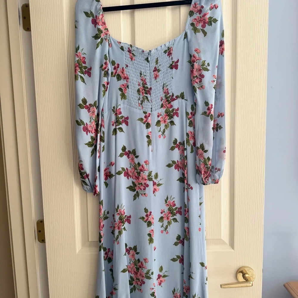 Reformation Shelby Floral Midi Dress in Light Blue with Pink Blooms - Picture 4 of 6